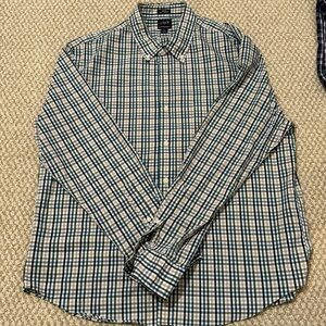 Jcrew men’s xl slim untucked performance shirt